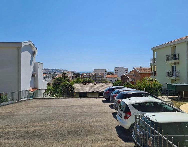Apartments Bujkovic Бар Екстериор снимка